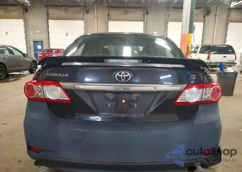 2011 Toyota Corolla Base z USA, uszkodzony, nr VIN 2T1BU4EE5BC700260